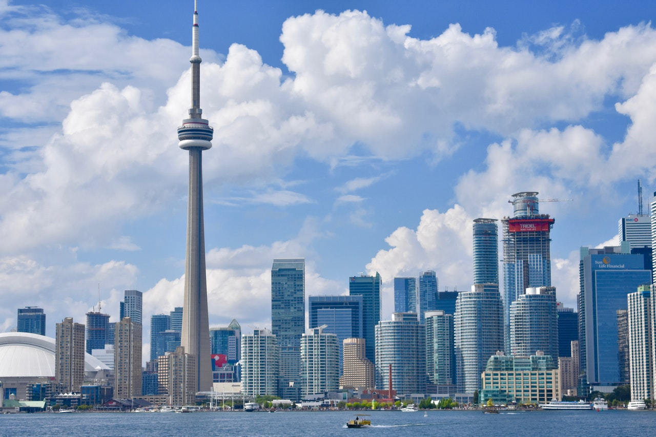 Entenda tudo sobre Toronto: A maior cidade do Canadá!